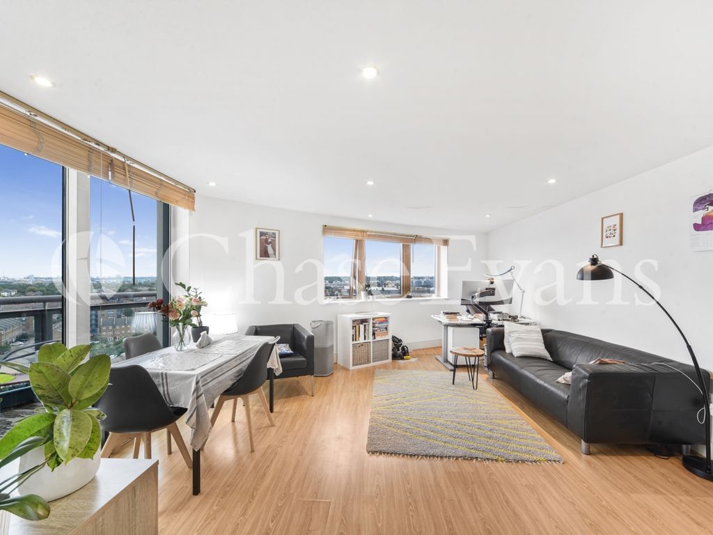 1 bed flat to rent in Orion Point, The Odyssey, Canary Wharf E14, £