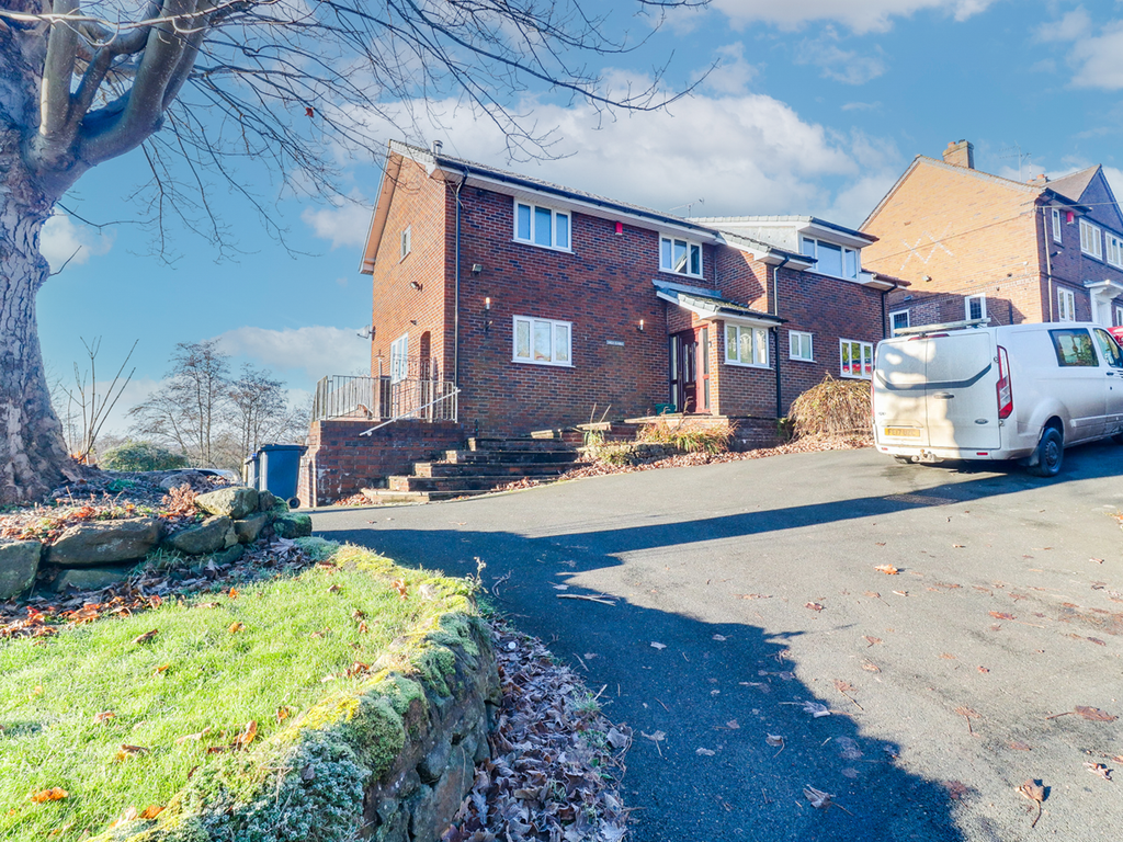 4 bed detached house for sale in Moss Hill, Stockton Brook, StokeOnTrent ST9, £575,000 Zoopla