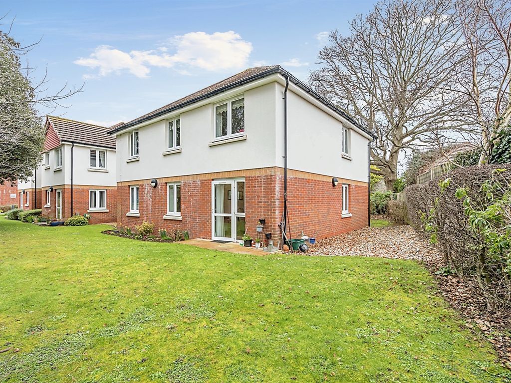 2 bed flat for sale in Hawthorn Road, Bognor Regis PO21 Zoopla