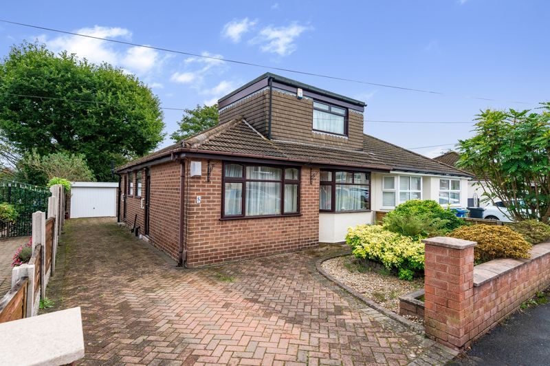 3 bed bungalow for sale in Ash Grove, Standish, Wigan WN6, £160,000