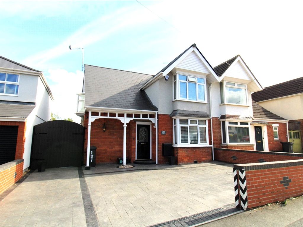 2 bed semidetached house for sale in Drove Road, Old Town, Swindon