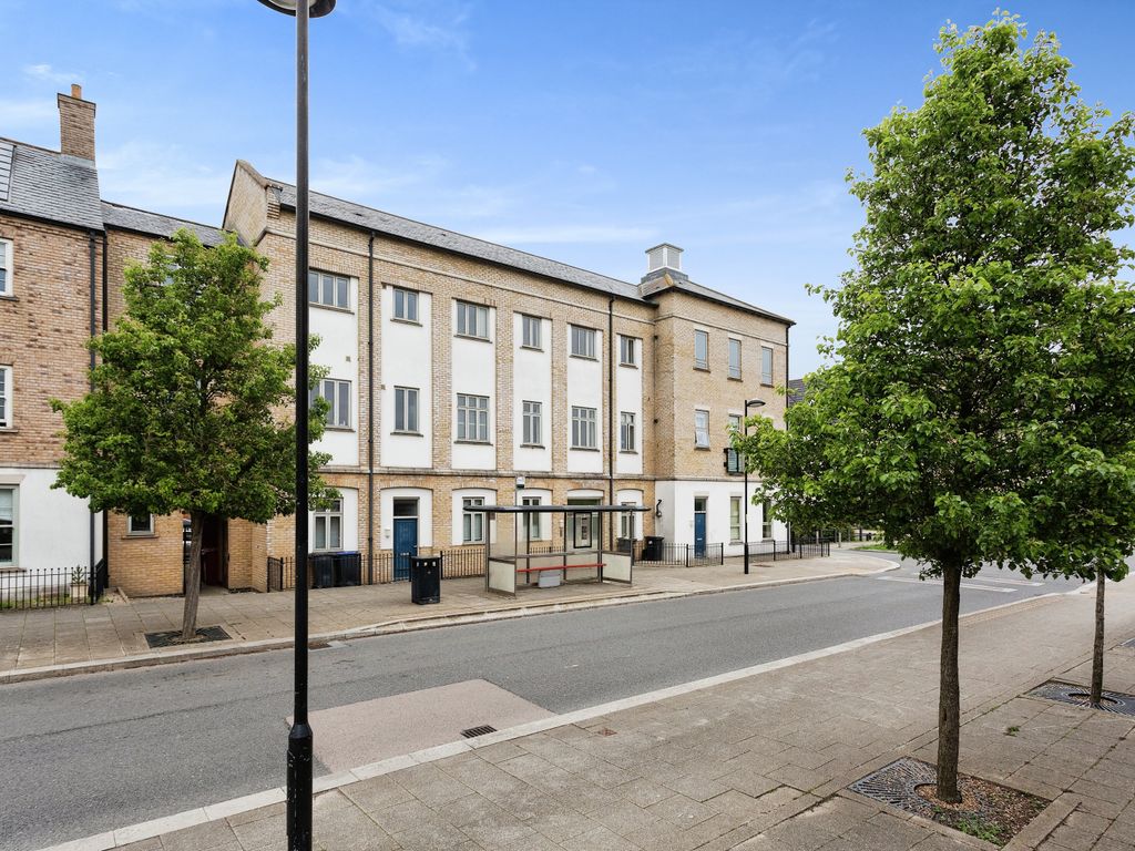 3 bed flat for sale in High Street, Upton, Northampton NN5 Zoopla