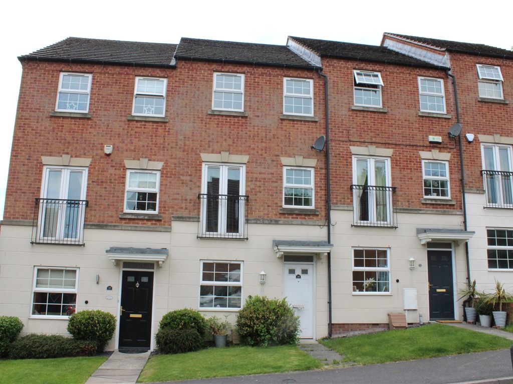 4 bed terraced house for sale in Poppyfields, Marehay, Ripley