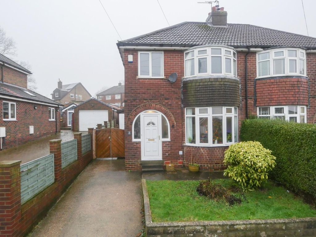 3 bed property for sale in Woodlands Park Grove, Pudsey LS28 Zoopla