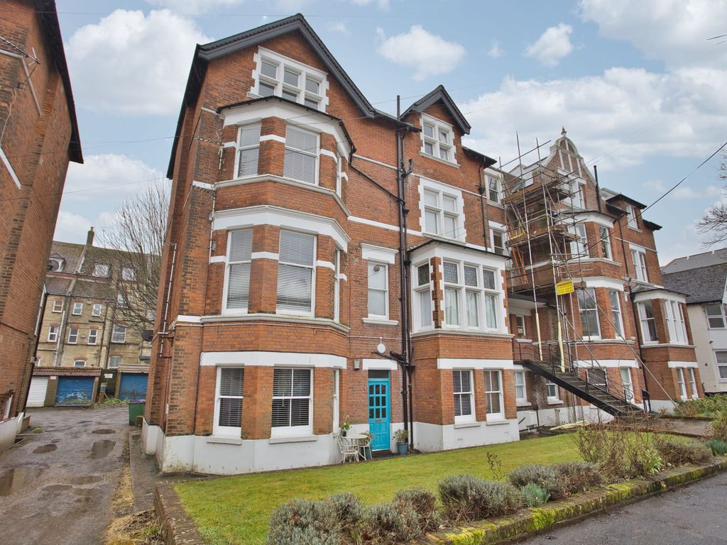 2 bed flat for sale in Bouverie Road West, Folkestone CT20 Zoopla
