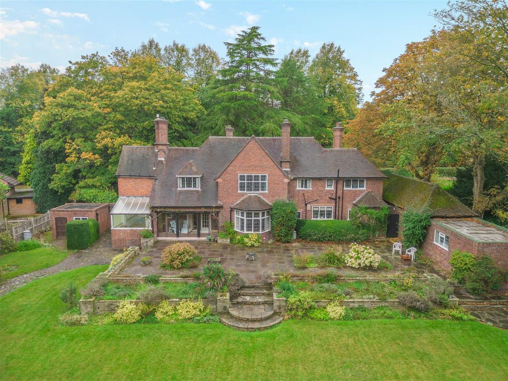 4 bed detached house for sale in Luttrell Road, Four Oaks, Sutton