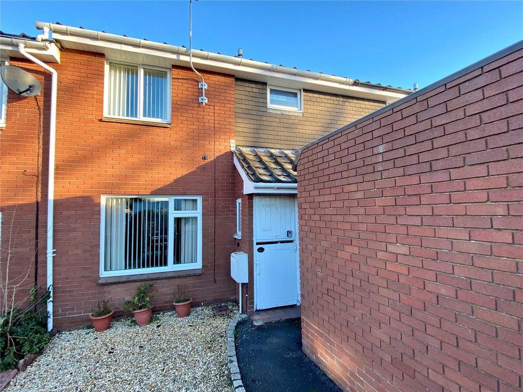 3 bed terraced house for sale in Dallamoor, Hollinswood, Telford, Shropshire TF3 Zoopla
