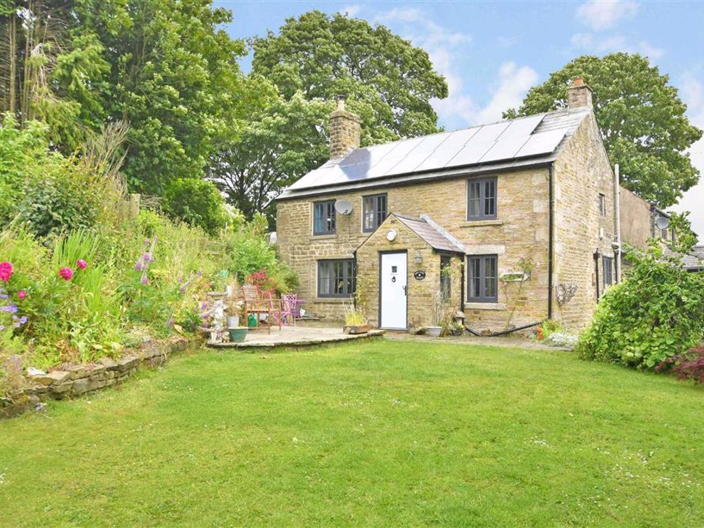 3 bed detached house for sale in Higher Hallsteads, Dove Holes, Nr