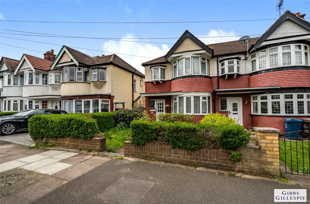 3 bed end terrace house for sale in Yeading Avenue, Harrow, Middlesex