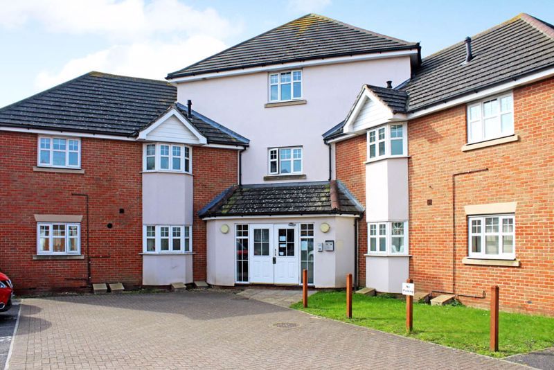 Muir Place, Wickford SS12  