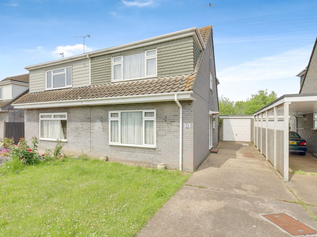 3 bed semidetached house for sale in Glebelands, Benfleet SS7, £