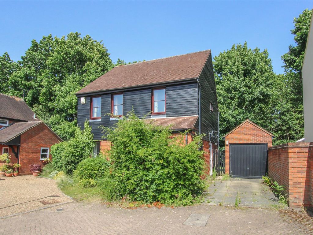 4 bed detached house for sale in Brentwood Place, Brentwood CM15 Zoopla