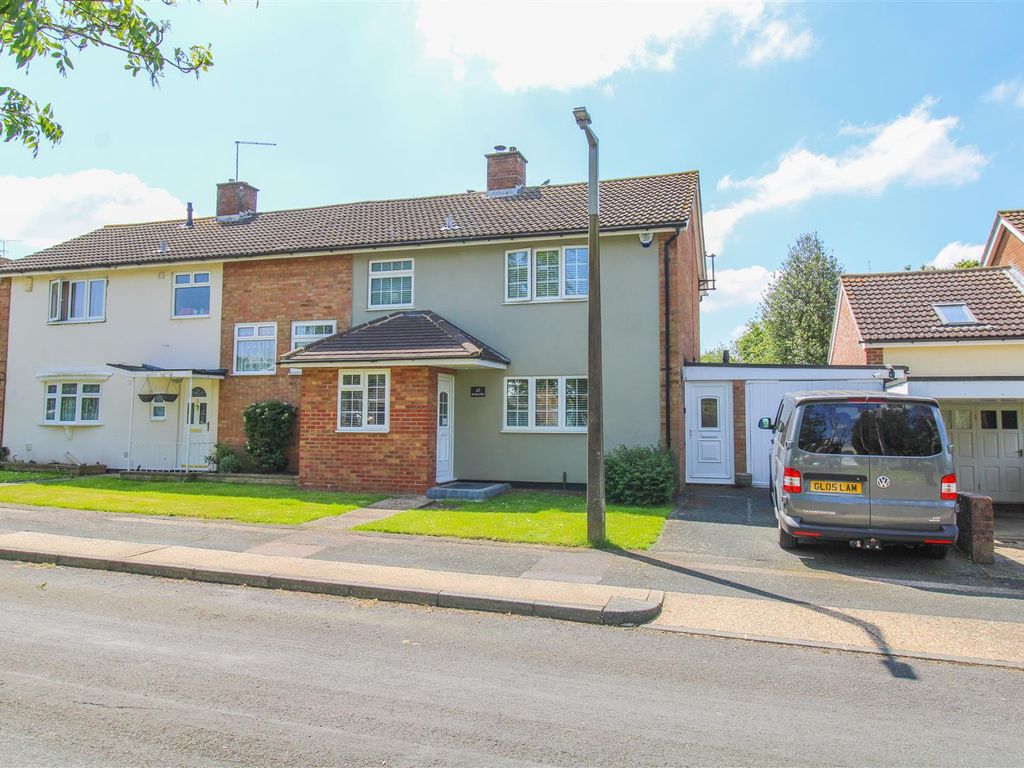 4 bed semidetached house for sale in Brook Lane Field, Harlow CM18, £