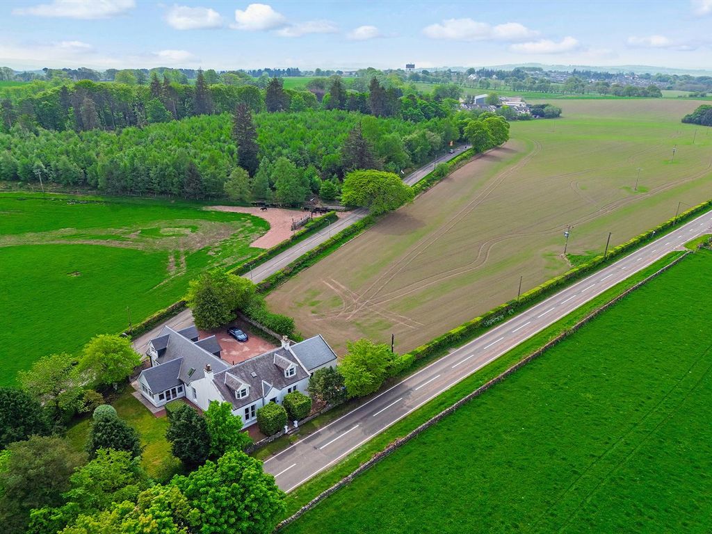 5 bed detached house for sale in Cleghorn, Lanark ML11, £480,000 Zoopla