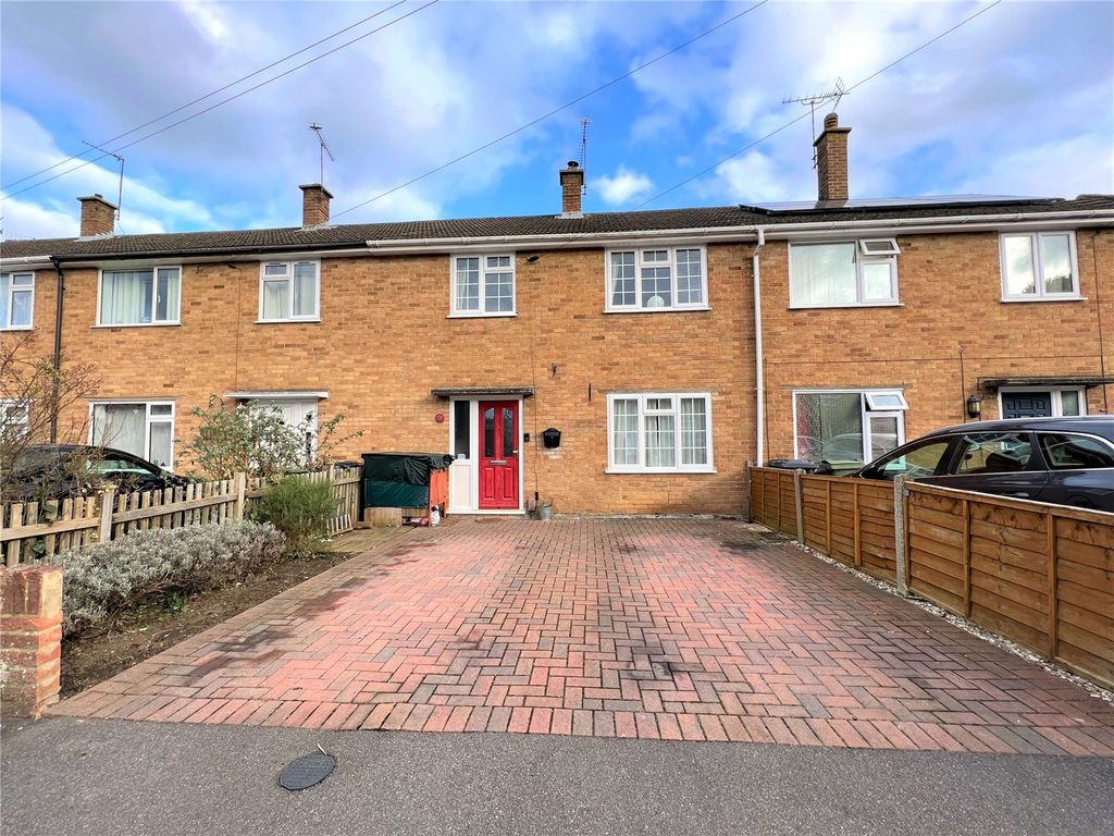 3 bed terraced house for sale in Chester Road, Ash, Surrey GU12 Zoopla