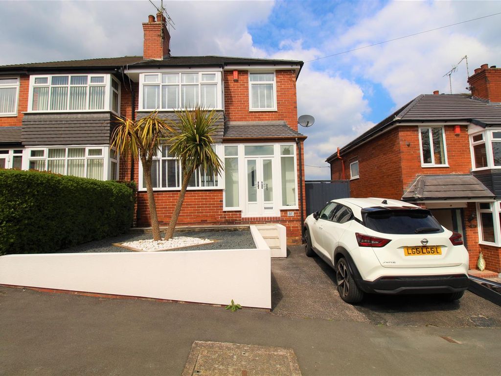 3 bed semidetached house for sale in Abbotts Drive, Sneyd Green, Stoke