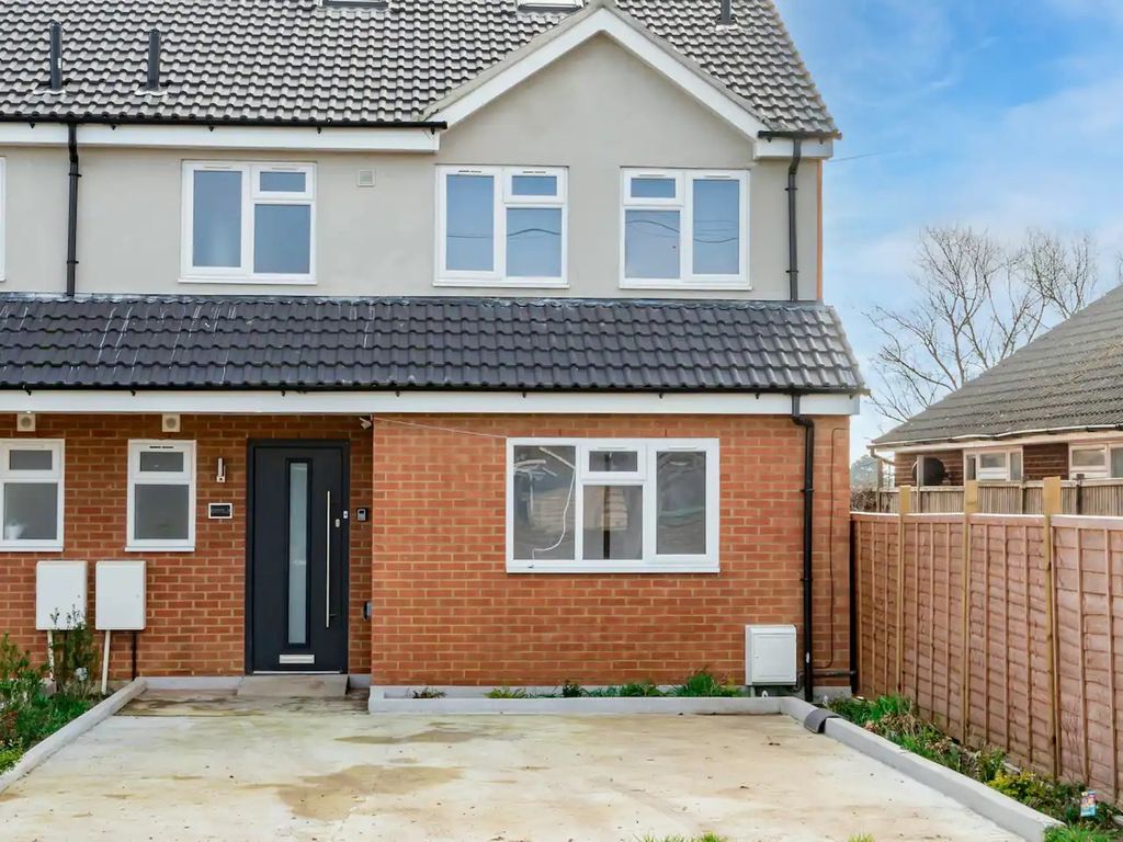 New home, 4 bed semidetached bungalow for sale in Seaview Gardens