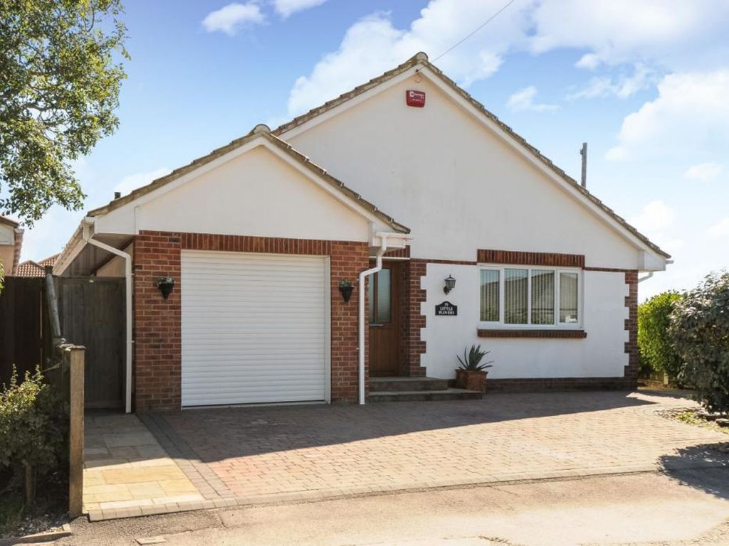 3 bed detached bungalow for sale in Harbour Road, Bognor Regis PO21, £
