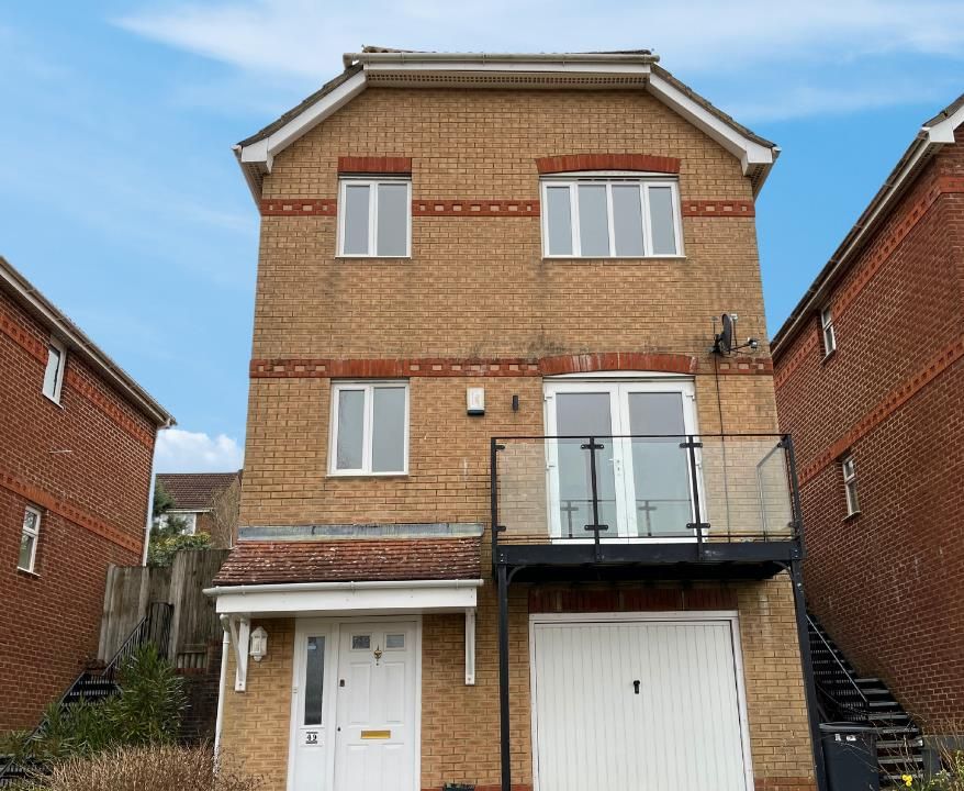 3 bed detached house to rent in Harbour Way, St. LeonardsOnSea TN38