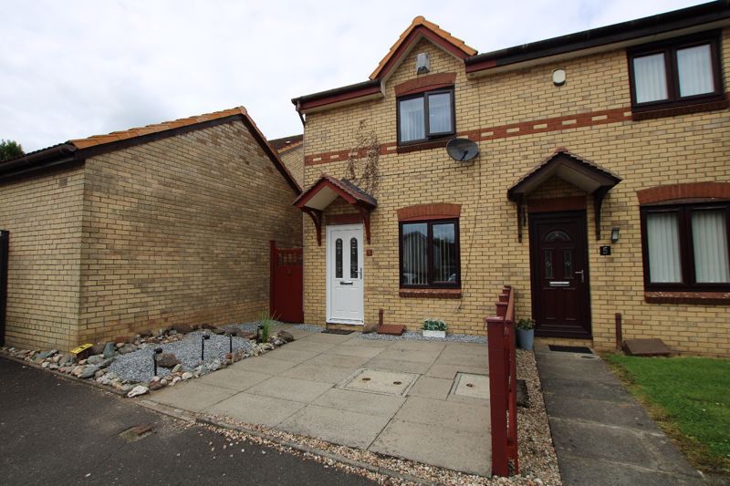 2 bed terraced house for sale in Hayes Grove, Alexandria G83, £118,500