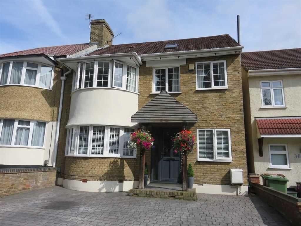 Lodge Hill, Welling DA16