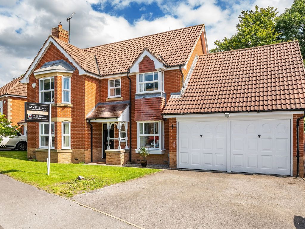 4 bed detached house for sale in Youngs Drive, Harrogate HG3 Zoopla