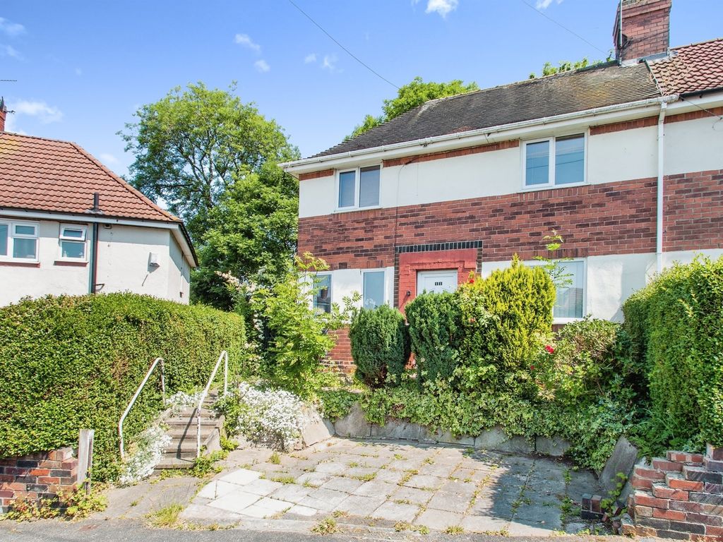 2 bed semidetached house for sale in Hepworth Crescent, Morley, Leeds