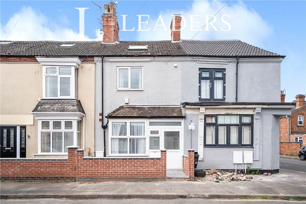6 bed terraced house for sale in Herbert Street, Loughborough