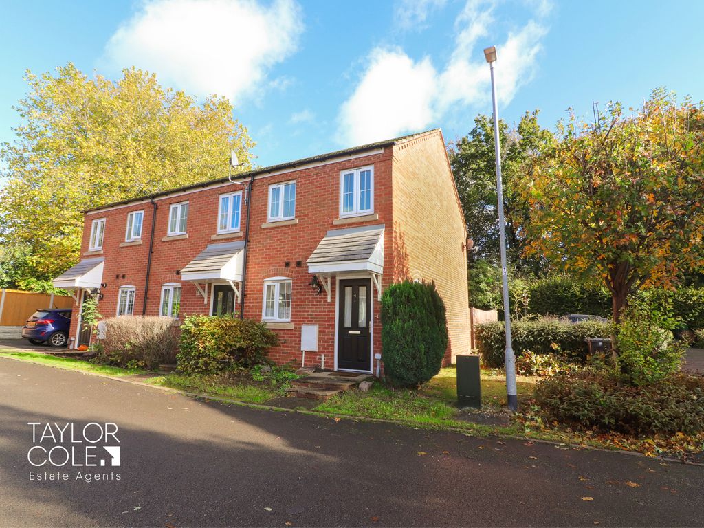 2 bed end terrace house for sale in Southey Drive, Tamworth B79, £205,000 Zoopla