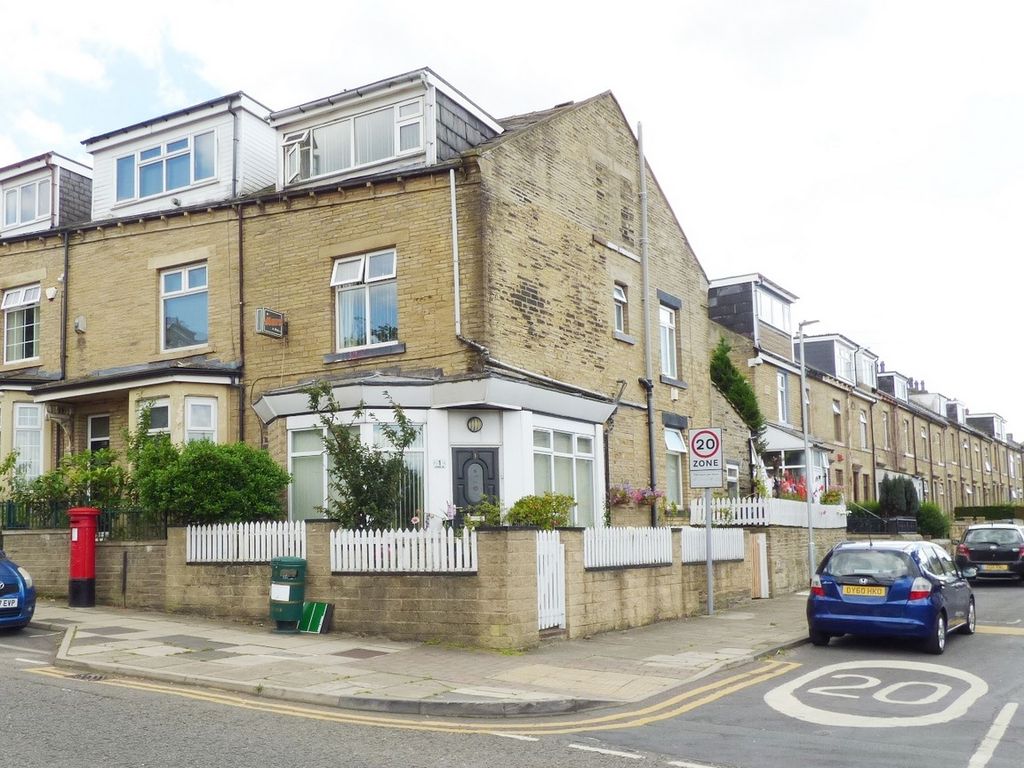 4-bed-terraced-house-for-sale-in-fitzroy-road-bradford-bd3-zoopla