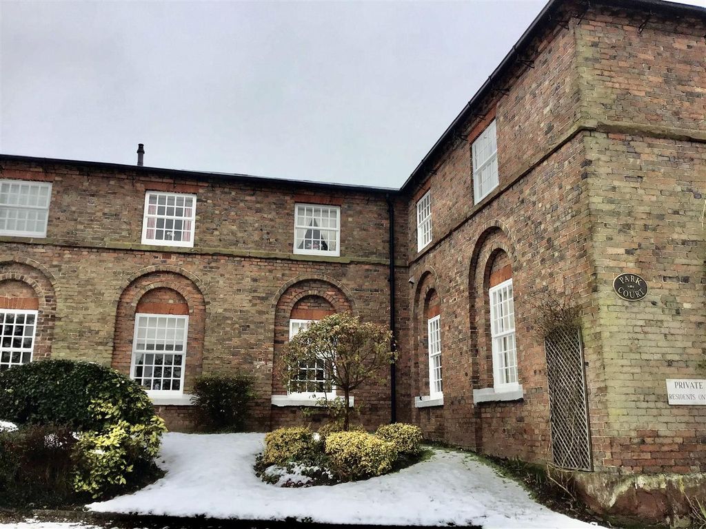 2 bed flat for sale in Park Court, Shifnal, Shropshire TF11 Zoopla