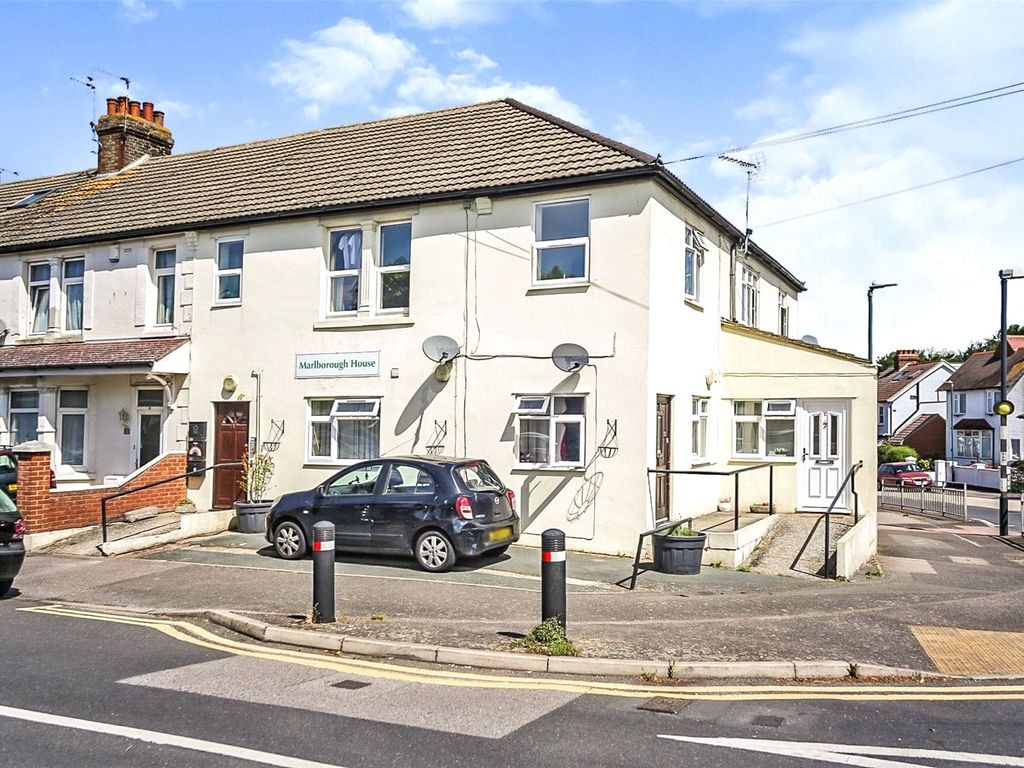 8 bed detached house for sale in Seaton Road, Gillingham, Kent ME7 Zoopla