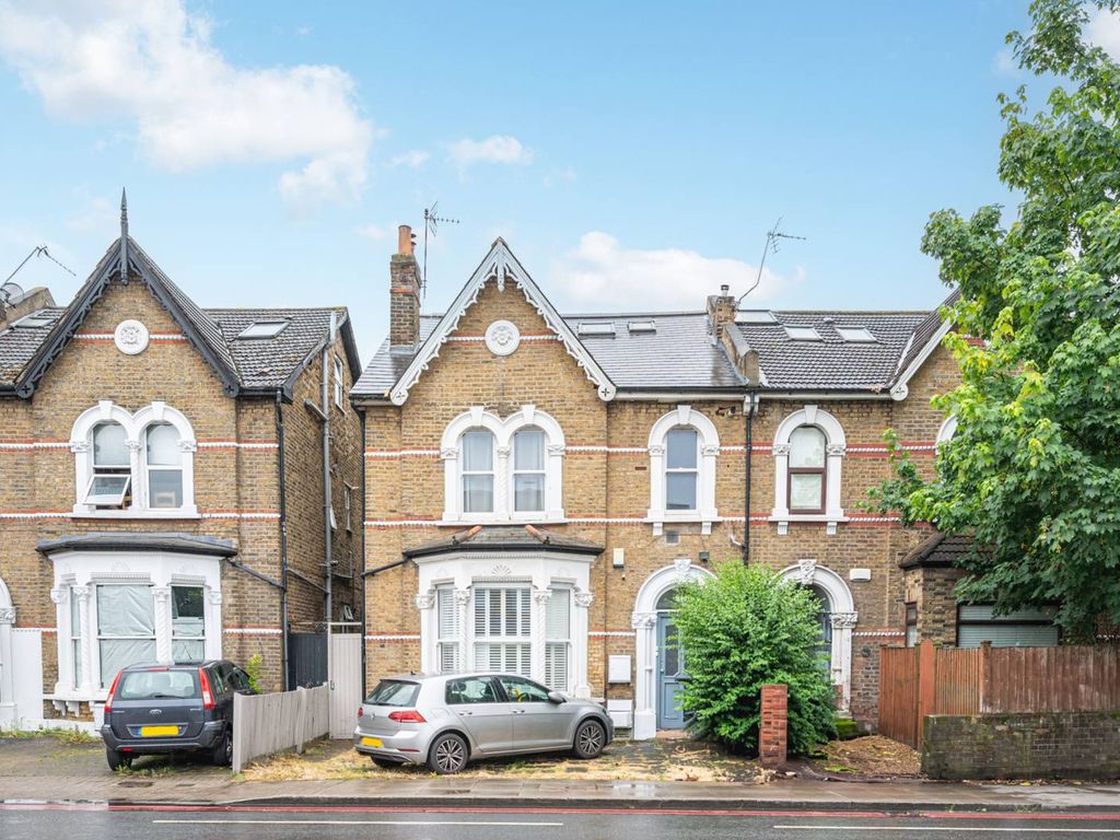 4 bed flat for sale in Stanstead Road, Forest Hill, London SE6, £
