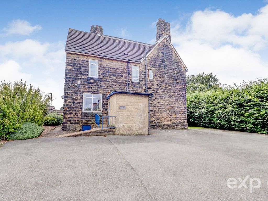 6 bed detached house for sale in Victoria Street, Featherstone WF7, £265,000 Zoopla