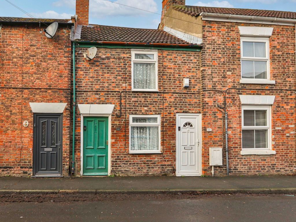 2 bed terraced house for sale in Greenshaw Lane, Patrington, Hull HU12