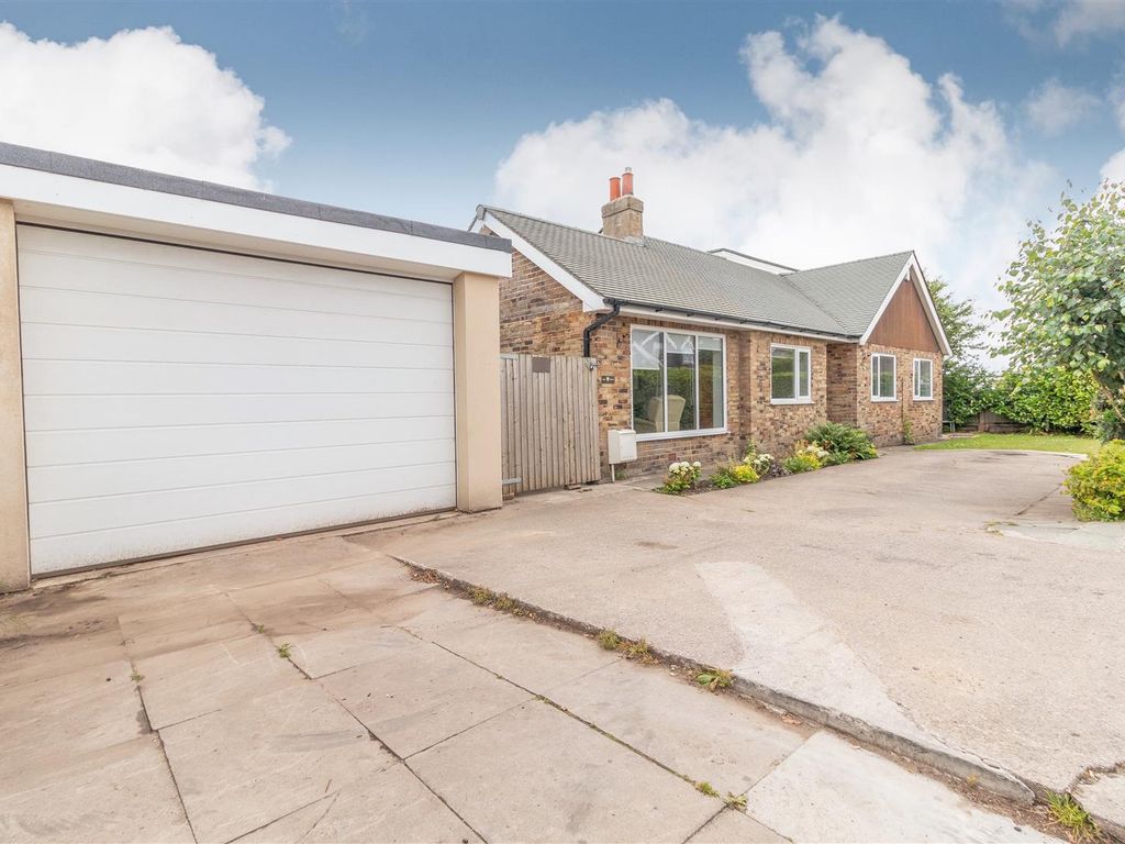 4 bed detached bungalow for sale in Hillcrest Drive, Scarisbrick