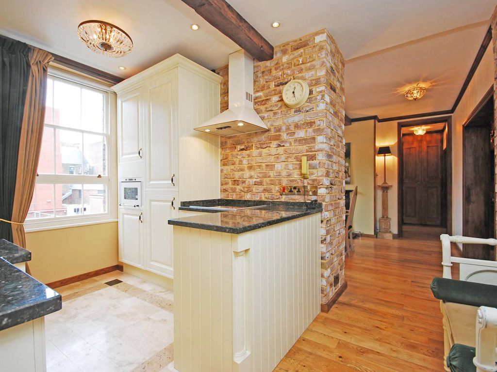 Gilbert Street, W1, Mayfair, London W1K  