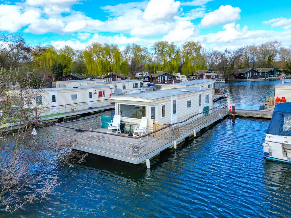 1 bed houseboat for sale in Banks End, Wyton, Huntingdon PE28 Zoopla