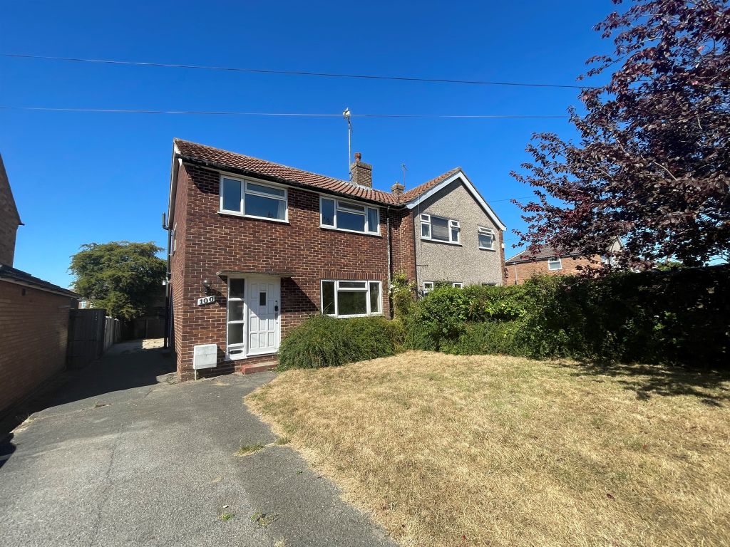 3 bed semidetached house for sale in Lucas Avenue, Chelmsford CM2 Zoopla