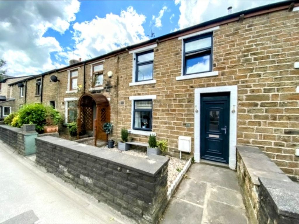 3 bed terraced house for sale in Whalley Road, Clayton Le Moors
