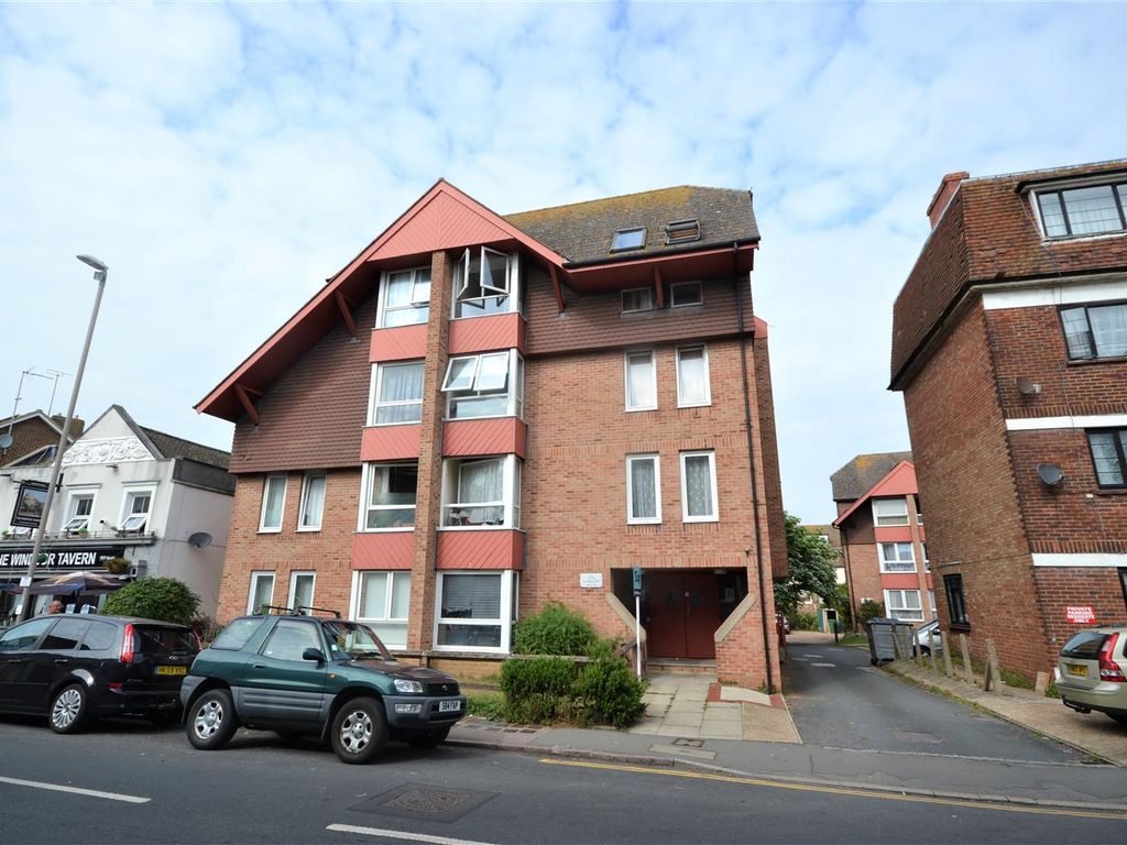 Studio to rent in Langney Road, Eastbourne BN22, £650 pcm Zoopla