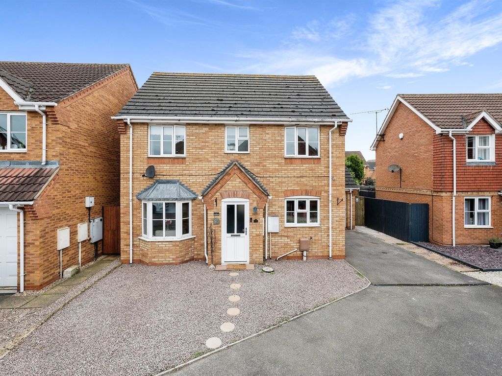 4 bed detached house for sale in Willow Close, Ruskington, Sleaford