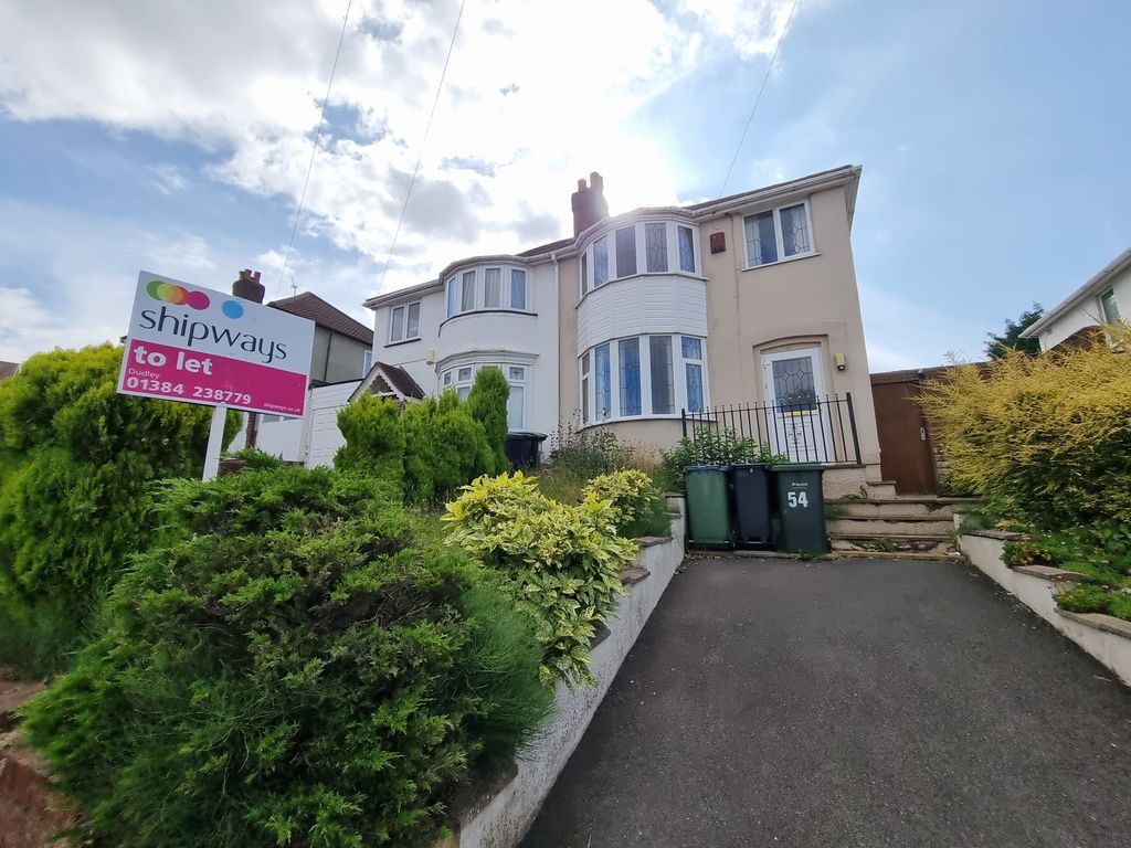 3 bed property to rent in Trafalgar Road, Tividale, Oldbury B69, £950