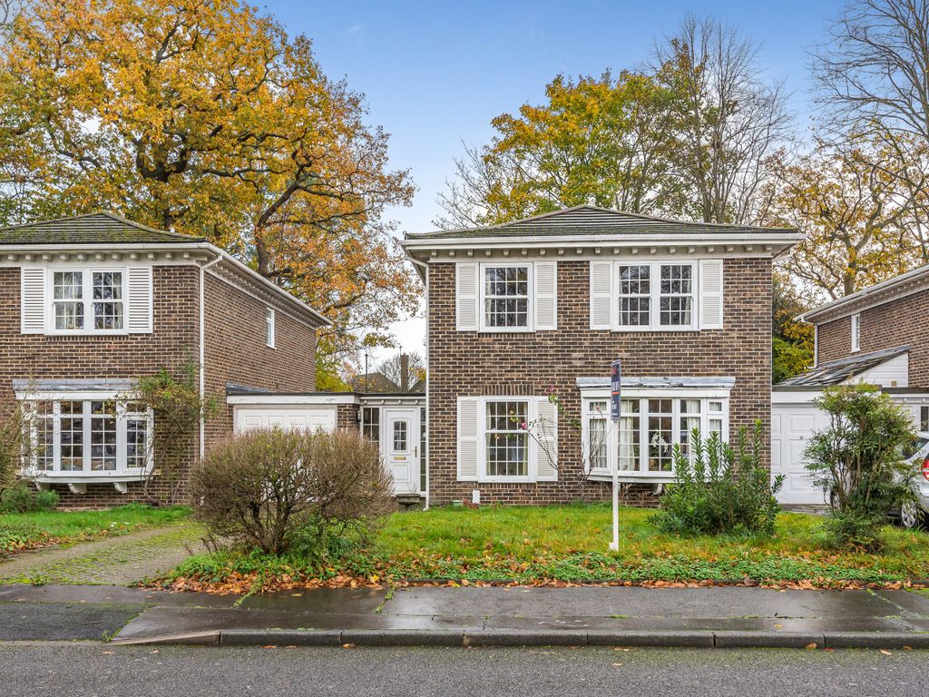 Liskeard Close, Chislehurst BR7  