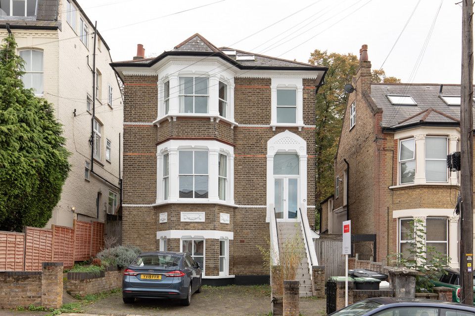 2 bed flat for sale in Hill, Honor Oak SE23, £425,000 Zoopla
