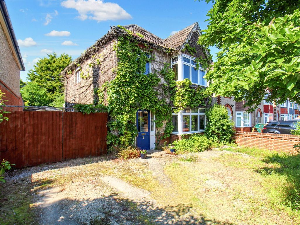 3 bed detached house for sale in St. Aubins Avenue, Sholing SO19 Zoopla