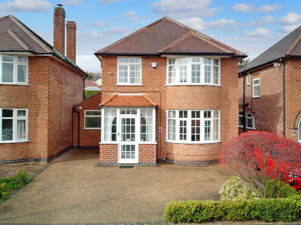 4 bed detached house for sale in Banbury Avenue, Toton, Beeston