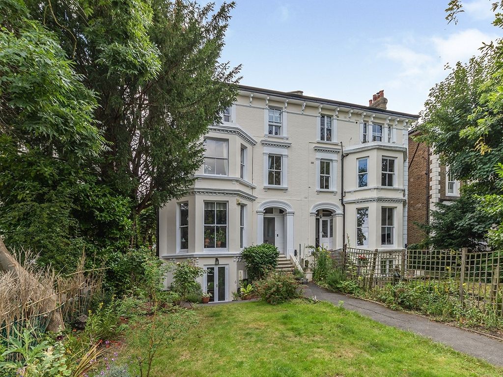 1 bed flat to rent in South Bank Terrace, Surbiton, Surrey KT6 Zoopla