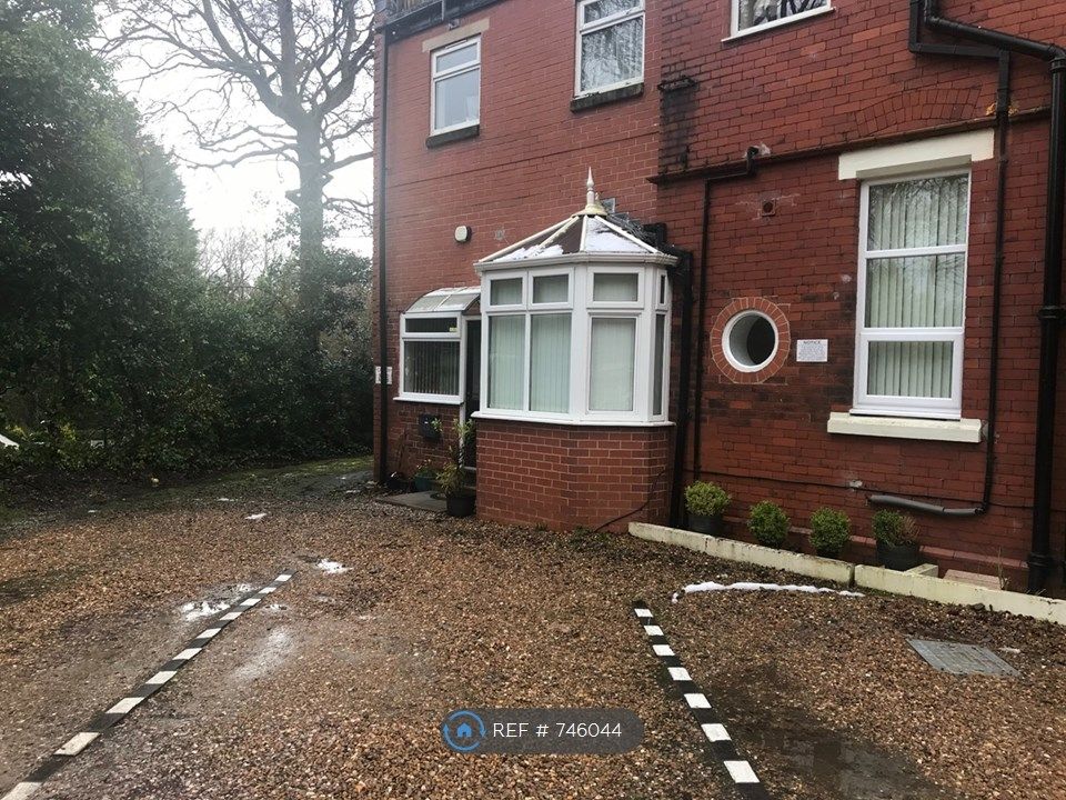 1 bed flat to rent in Astley House, Darwen BB3, £475 pcm Zoopla