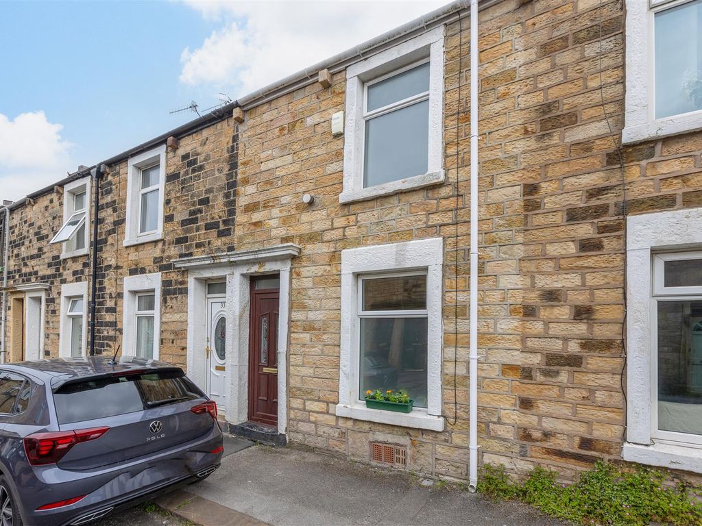 2 bed terraced house for sale in Street, Lancaster LA1 Zoopla